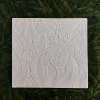 Plateau "Feuillage" en biscuit de porcelaine