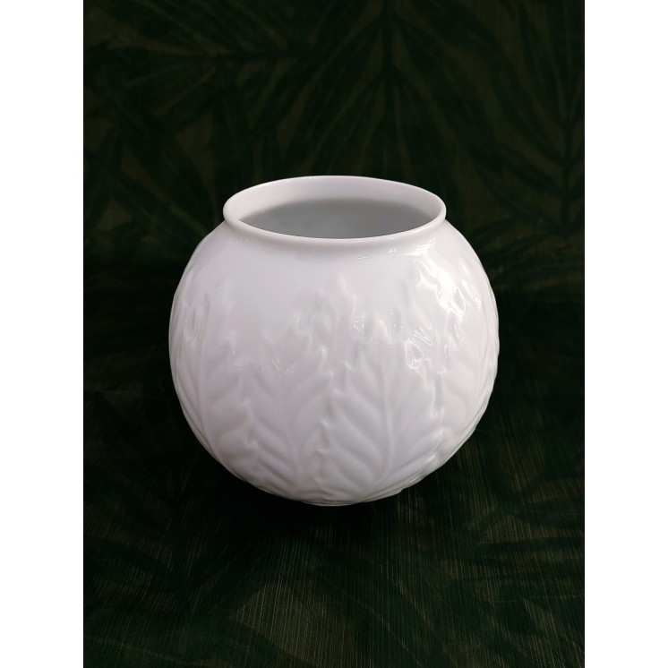 Round vase "Chestnut Leaves"
