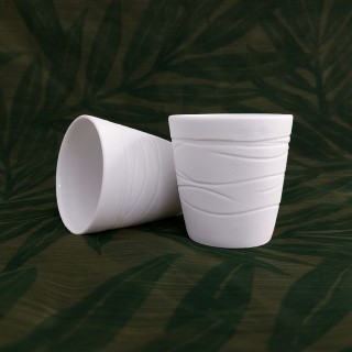 Tasse expresso "Graphique" en biscuit de porcelaine