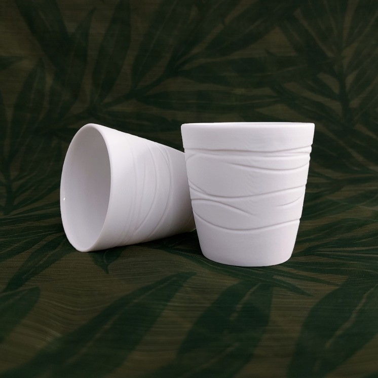 Tasse expresso "Graphique" en biscuit de porcelaine